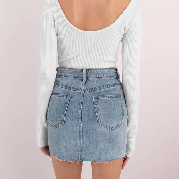 Medium Wash Denim Pearl skirt - Picture 4 of 5